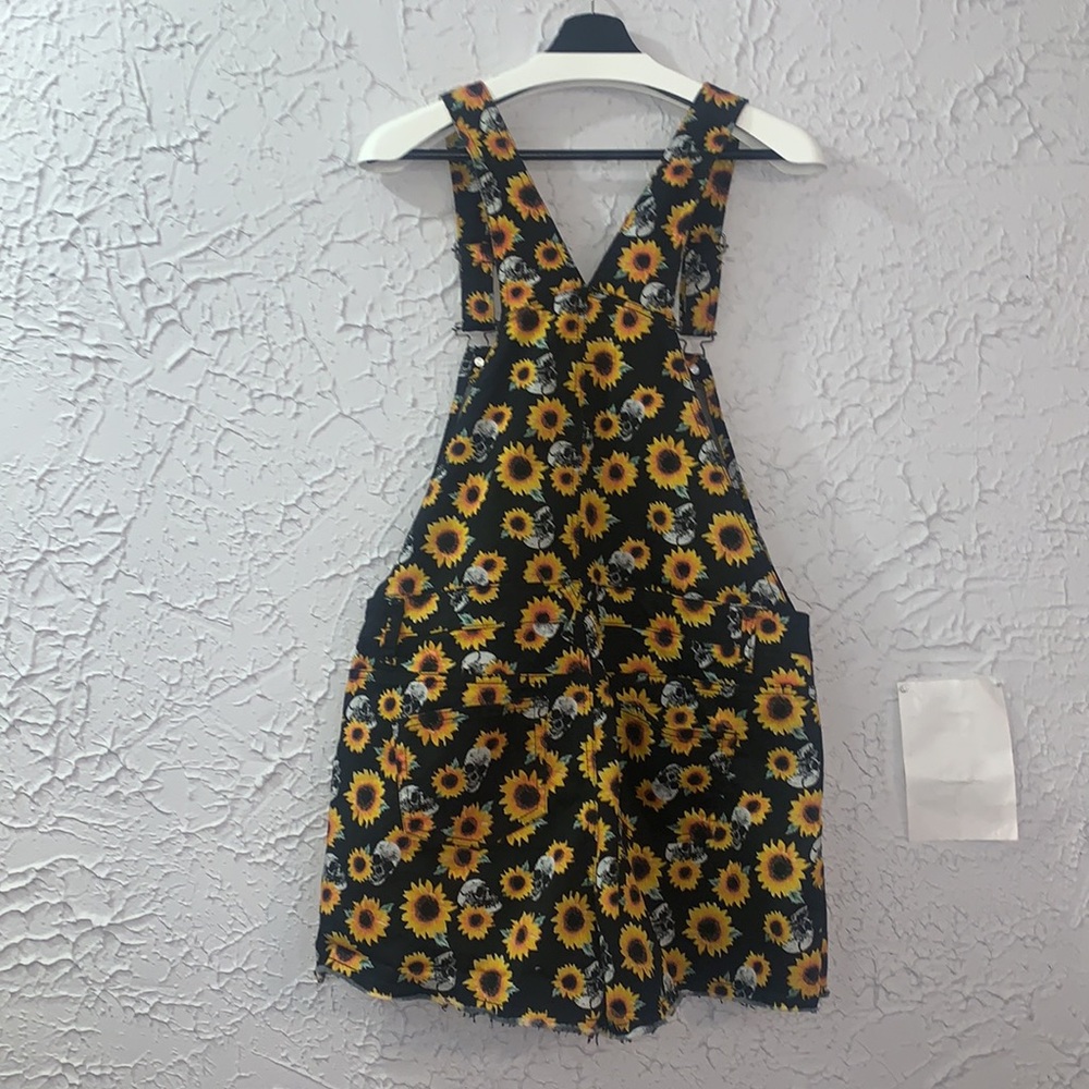 Hot Topic Denim Daisy Shortall Black Orange Large Shorts Beach Pool Vacation - Picture 9 of 12